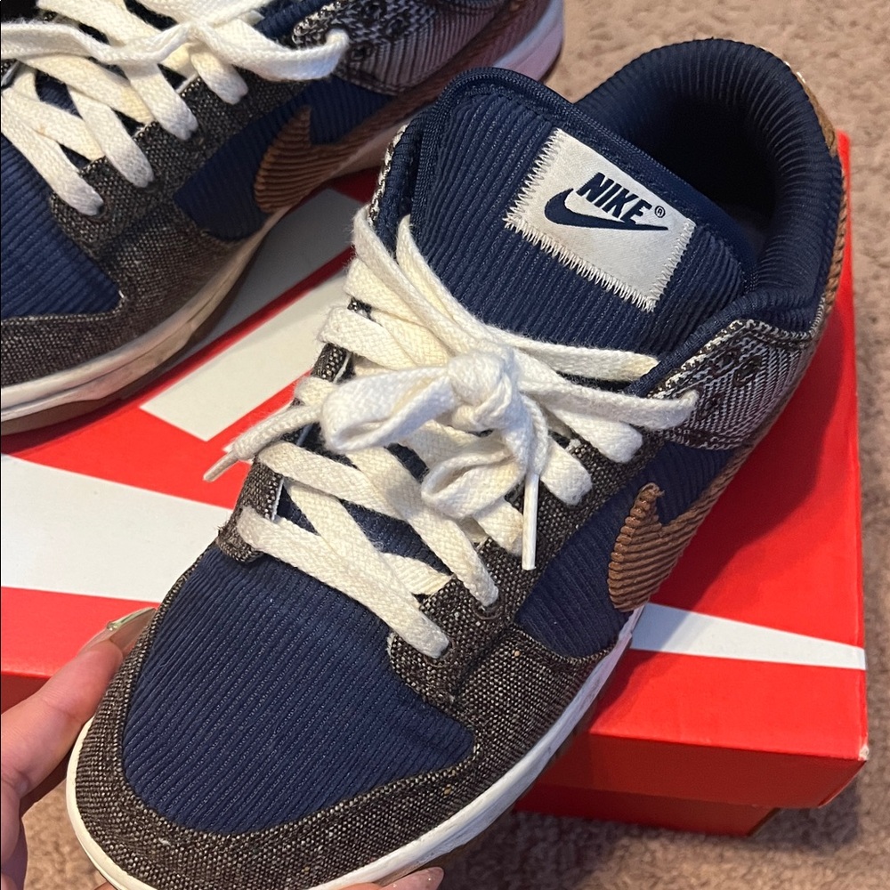 Nike Kids' Blue and Brown Sneakers - Picture 5 of 8